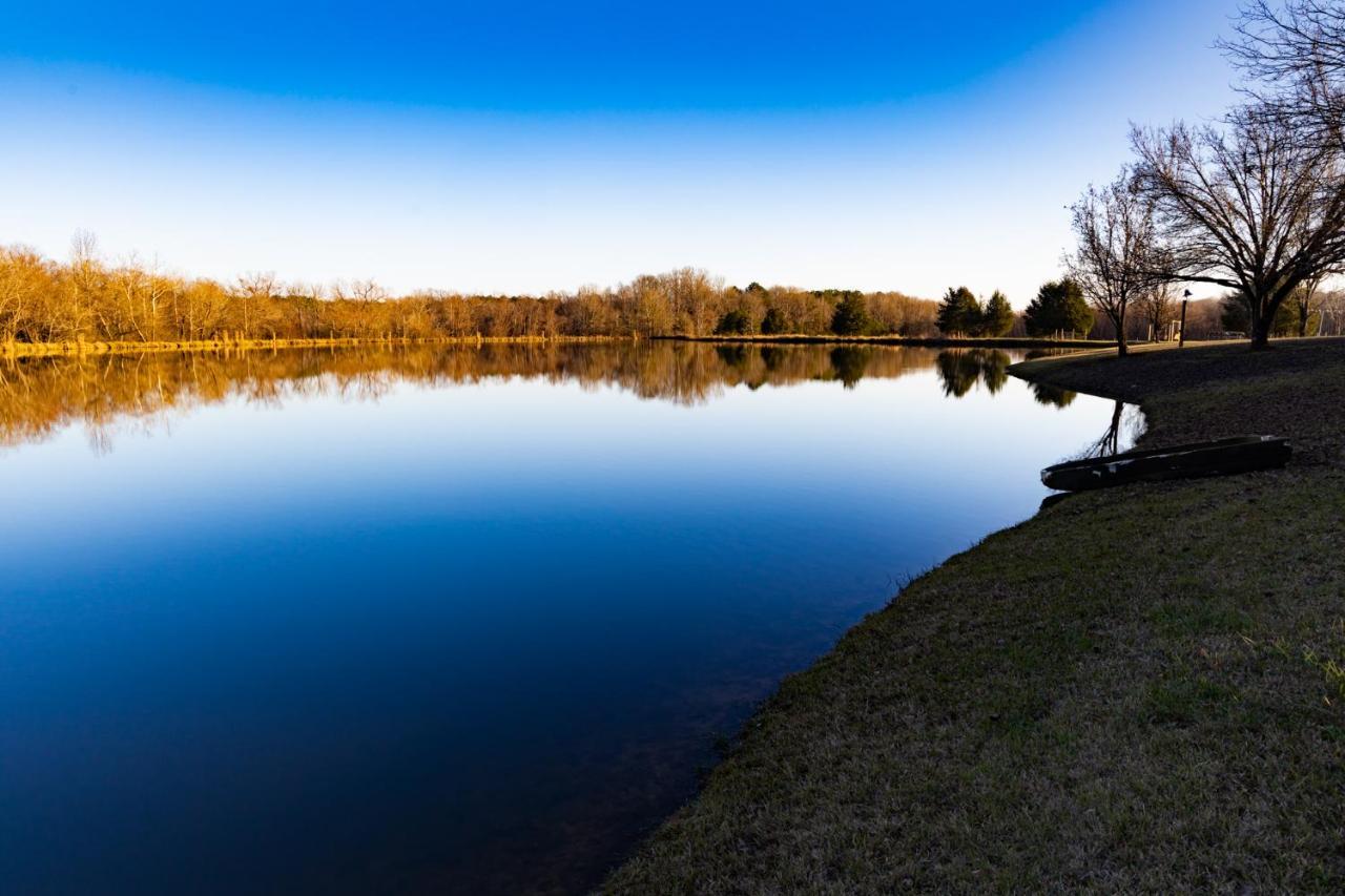 Moon Lake Farm Chesterville Luaran gambar